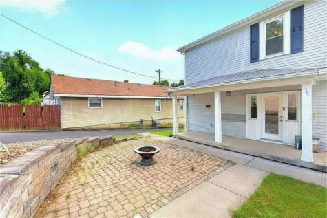 7435 Big Beaver Boulevard Big Beaver PA 16157