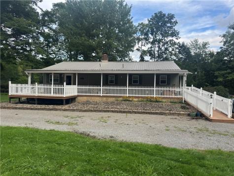 120 Wolf Lane Worth Township PA 16057