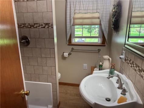 120 Wolf Lane Worth Township PA 16057