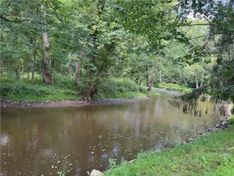 120 Wolf Lane Worth Township PA 16057