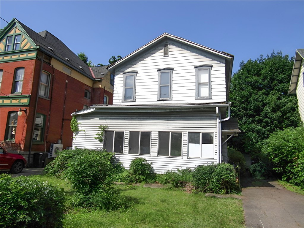 1470 3rd Avenue New Brighton PA 15066