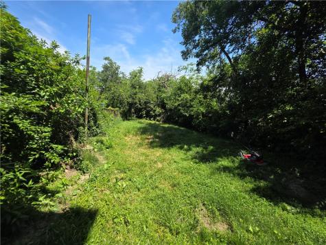 420 Walnut Street Mt Oliver PA 15210