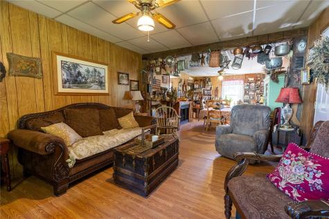205 Back Street Quemahoning Township PA 15936