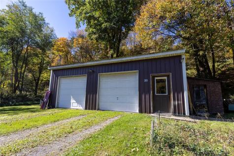 205 Back Street Quemahoning Township PA 15936