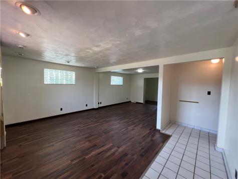 1334 Broadway Avenue East Mckeesport PA 15035