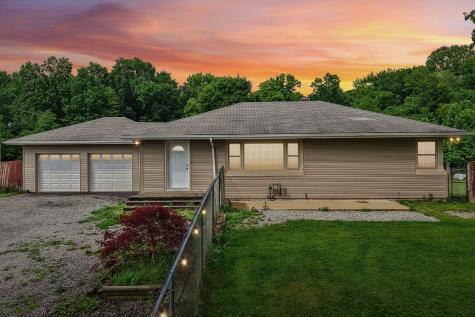 1593 Mercer Grove City Road Findley Township PA 16137