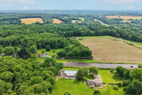 1593 Mercer Grove City Road Findley Township PA 16137