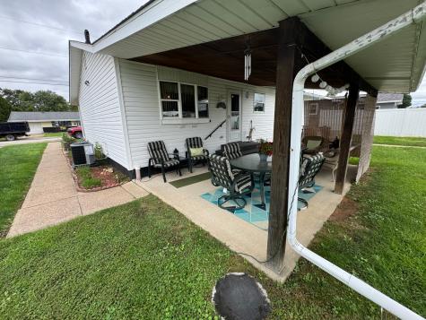 417 Mutich Street Washington Township PA 15012
