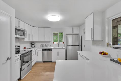 9830 Don Drive Irwin PA 15642