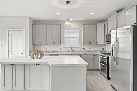2031 Sir Patrick Drive Cecil PA 15057