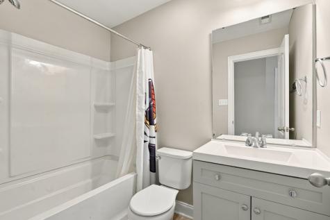 2031 Sir Patrick Drive Cecil PA 15057