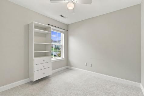 2031 Sir Patrick Drive Cecil PA 15057