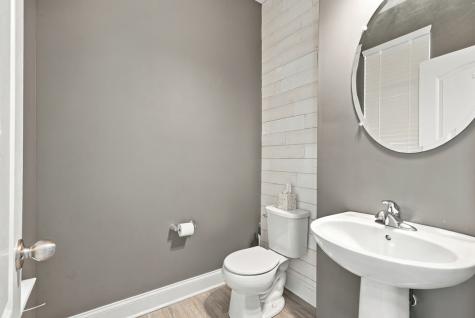 2031 Sir Patrick Drive Cecil PA 15057