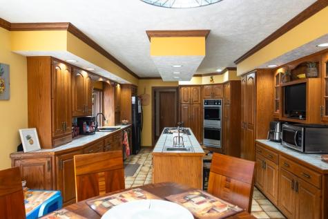 856 Walnut Drive Ellwood City PA 16117