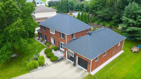 856 Walnut Drive Ellwood City PA 16117