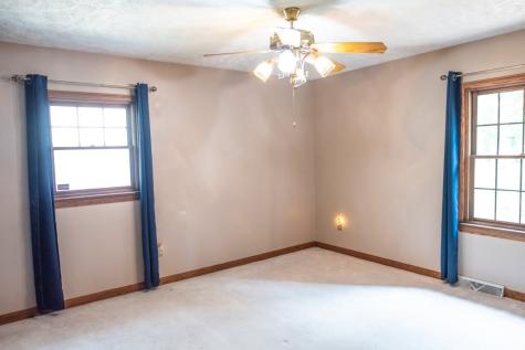 856 Walnut Drive Ellwood City PA 16117