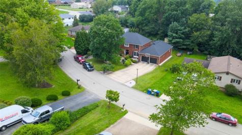 856 Walnut Drive Ellwood City PA 16117