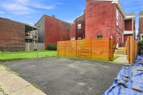 117 44th Street Lawrenceville PA 15201