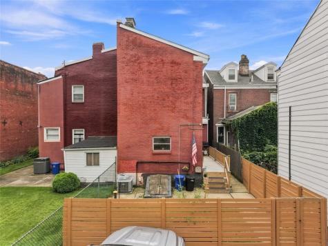 117 44th Street Lawrenceville PA 15201