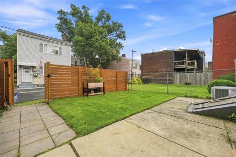 117 44th Street Lawrenceville PA 15201