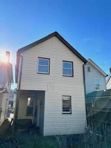 513 7th Avenue New Brighton PA 15066