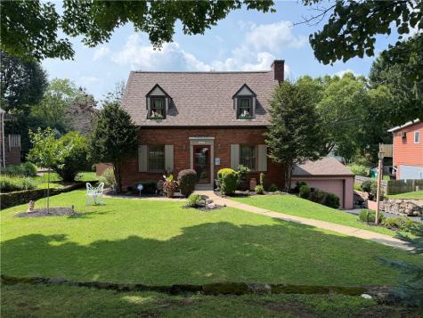 107 Slater Drive Pleasant Hills PA 15236