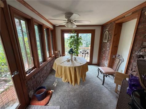 107 Slater Drive Pleasant Hills PA 15236