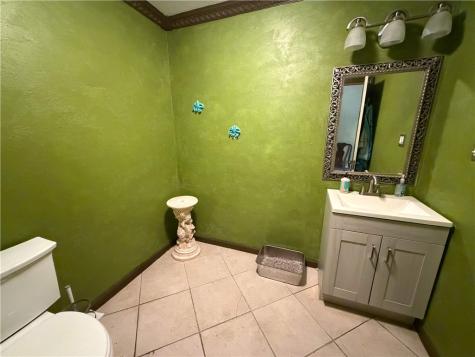 107 Slater Drive Pleasant Hills PA 15236