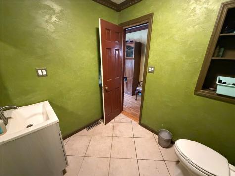 107 Slater Drive Pleasant Hills PA 15236
