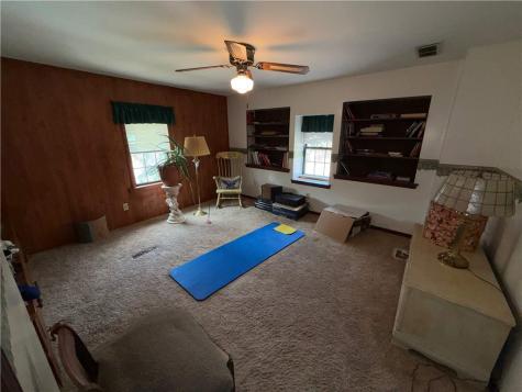 107 Slater Drive Pleasant Hills PA 15236