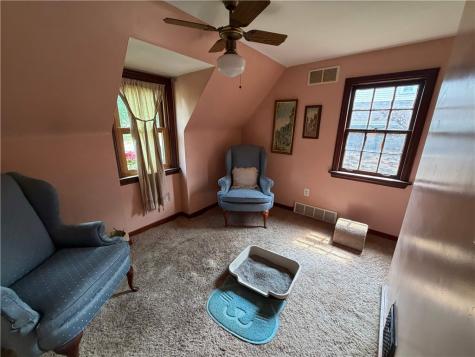 107 Slater Drive Pleasant Hills PA 15236
