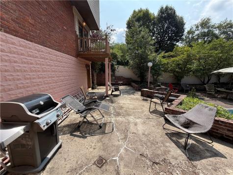 107 Slater Drive Pleasant Hills PA 15236