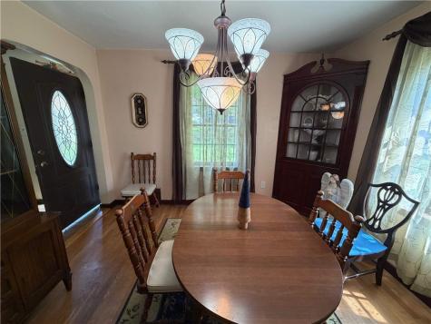 107 Slater Drive Pleasant Hills PA 15236