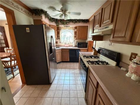 107 Slater Drive Pleasant Hills PA 15236