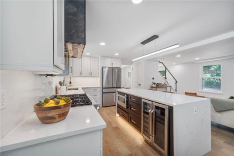 251 Kittanning Pike O'hara PA 15215