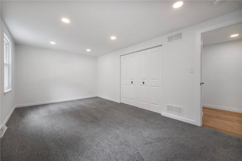 251 Kittanning Pike O'hara PA 15215