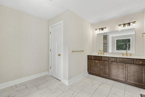 105 Old Indian Trail Road Fox Chapel PA 15238