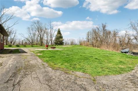 4412 W State Street Mahoning Township PA 16116