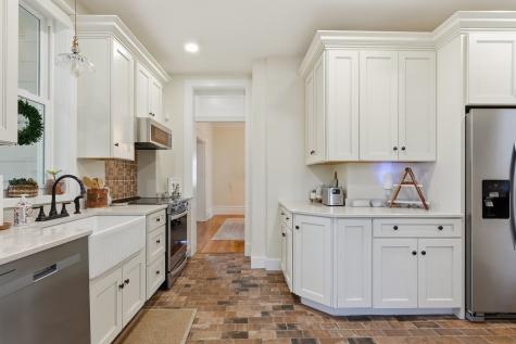 236 W Pike Street Canonsburg PA 15317