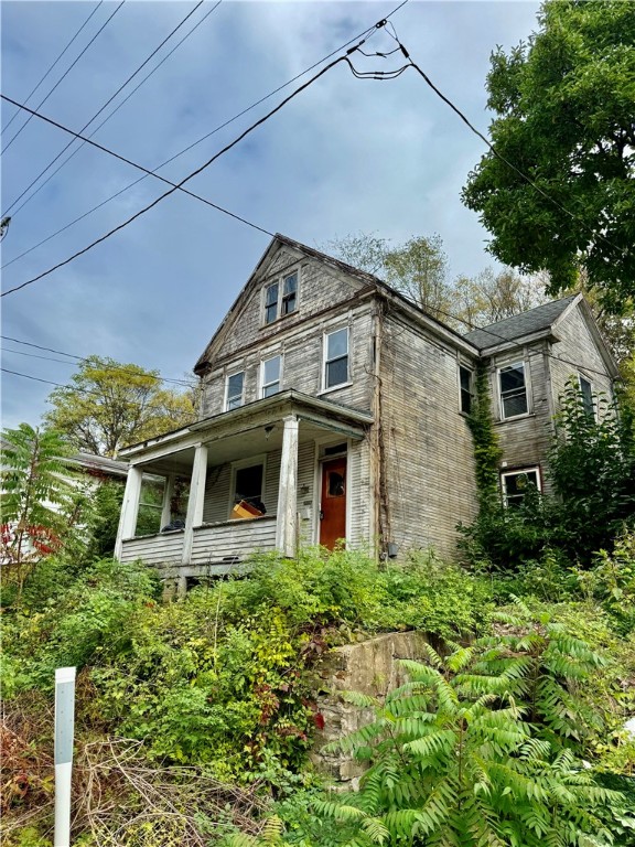 1594 Johnston Avenue Kittanning Boro PA 16201