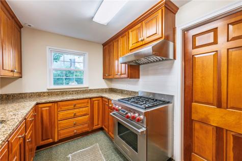 112 Shanor Heights Center Township PA 16001