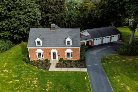 112 Shanor Heights Center Township PA 16001