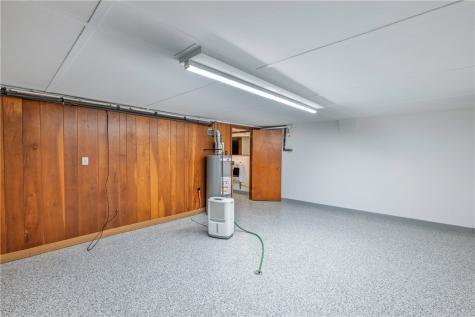 112 Shanor Heights Center Township PA 16001