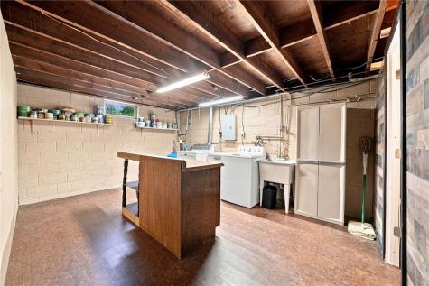 142 Willow Road Hopewell PA 15312