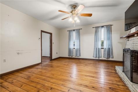 32 E Main Street W Middletown PA 15379
