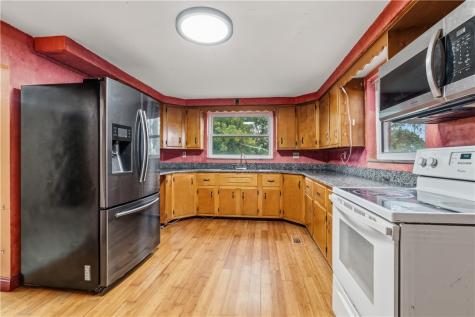 32 E Main Street W Middletown PA 15379