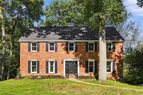 2525 Lindenwood Drive Franklin Park PA 15090
