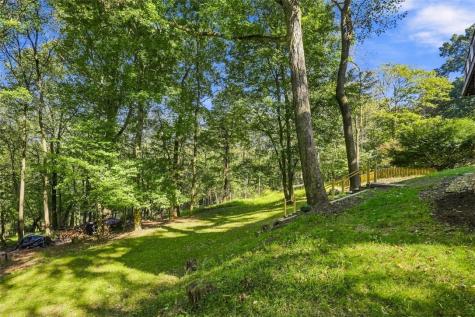 2525 Lindenwood Drive Franklin Park PA 15090
