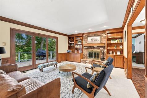 2525 Lindenwood Drive Franklin Park PA 15090