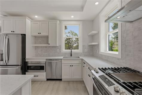 369 Stanford Avenue West View PA 15229